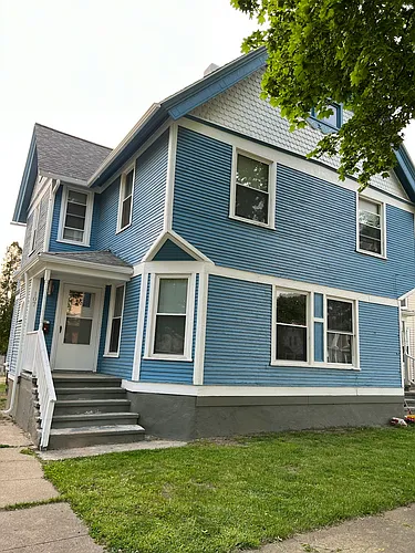 107 N Berrien St Photo 1