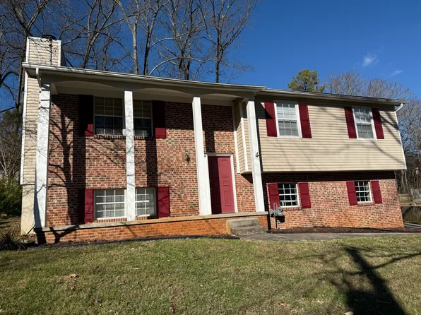 9317 Barrington Blvd, Knoxville, TN 37922
