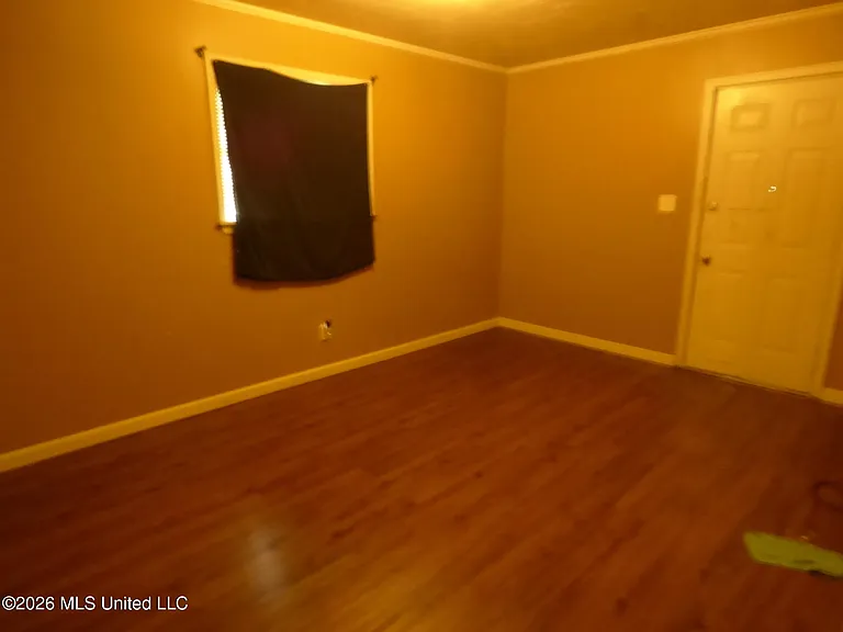 265 W Pine St — Photo 8