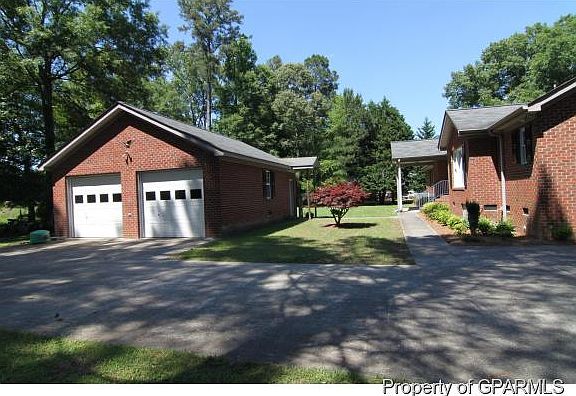 4th image of 907 Falcon Cir