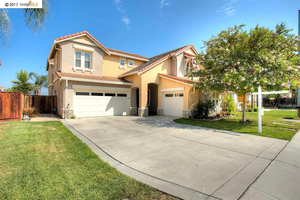 876 Inverness Ln photo 1