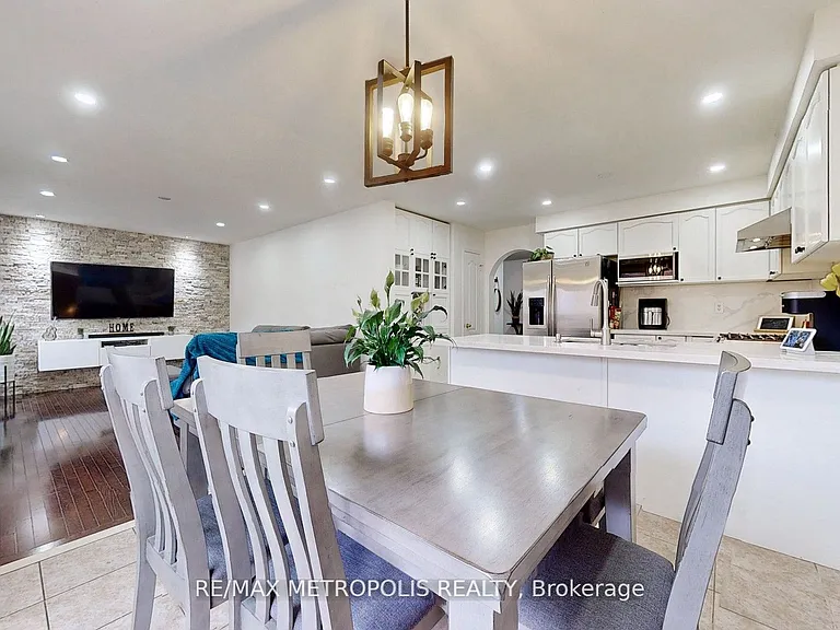 1505 Pennel Dr #UPPER — Photo 21