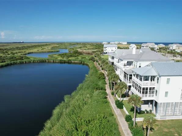 1510 Beachtown Dr, Galveston, TX 77550
