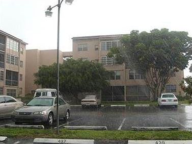 1st image of 2840 Somerset Dr APT 311