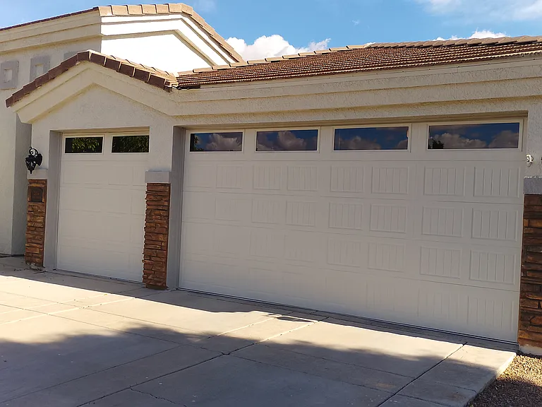 2036 Robert Mitchum Dr — Photo 1