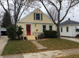 2508 Hayes Ave, Racine, WI 53405
