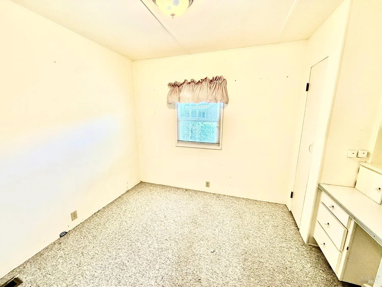 212 Cazares Circle - Photo 10