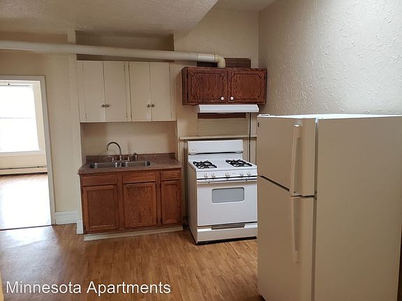 2nd image of 2745 Nicollet Ave APT 5