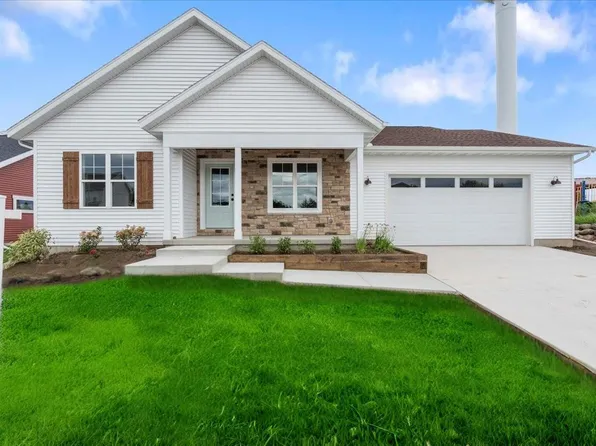 129 Douglas Drive, Brooklyn, WI 53521