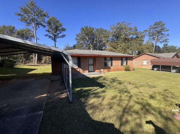 3416 Sweetbrier Rd