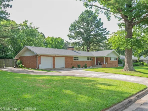 421 N 49th St, Fort Smith, AR 72903