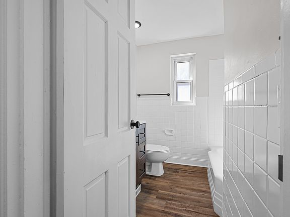 4th image of 7705 Greenland Pl APT 1