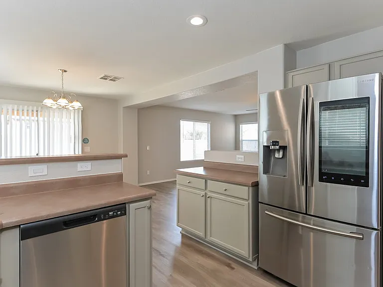 1270 W Camino Mesa Sonorense — Photo 9