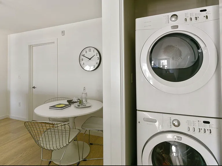 In Unit Washer and Dryer