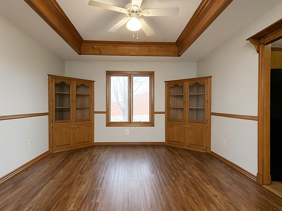 5th image of 2831 N Garry Street