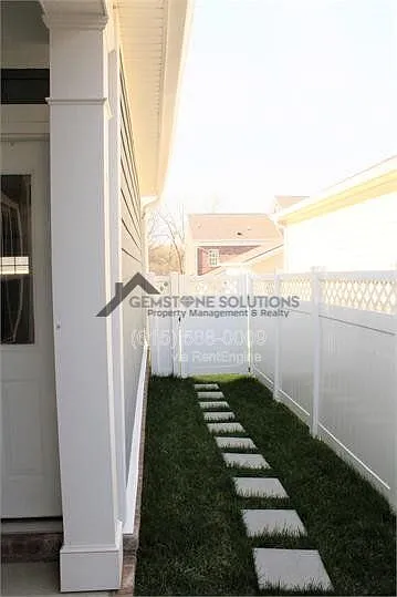 1529 Winding Creek Dr — Photo 24