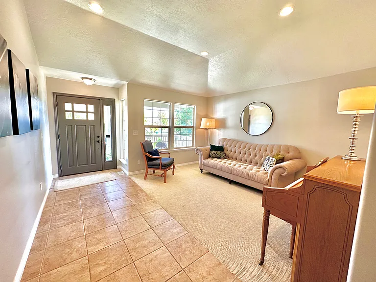 11893 N Apollo Way — Photo 4