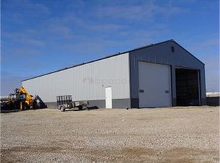 1446 Old Stage Rd, Waukon, IA 52172