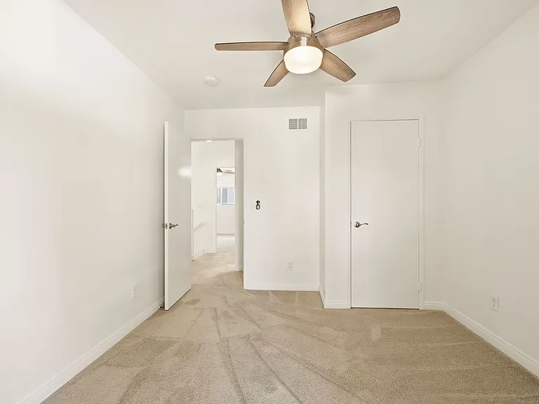 839 Del Mar Downs Rd #D — Photo 31