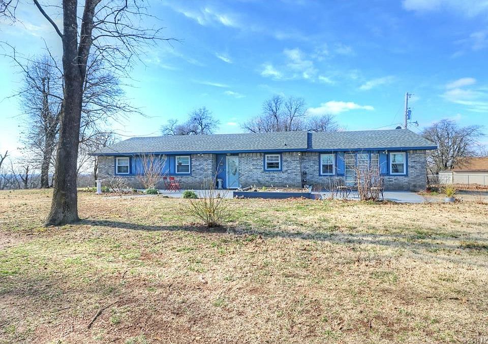 1st image of 16888 E Thomas Dr