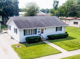 422 W Mill St, Staunton, IL 62088