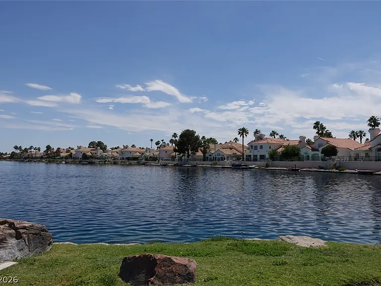 7824 Villa Finestra Dr — Photo 44