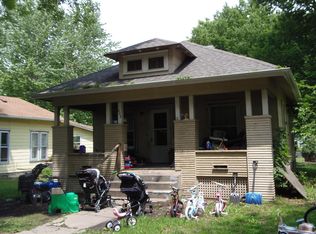 608 Kansas Ave, Hiawatha, KS 66434