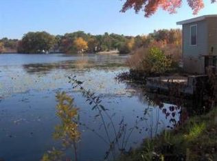 26 Oakhurst Ter, North Reading, MA 01864