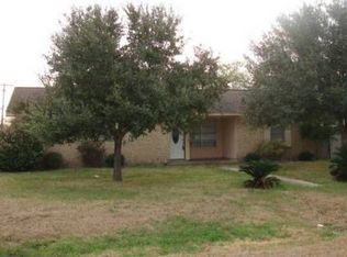 209 Newcastle St, Victoria, TX 77905