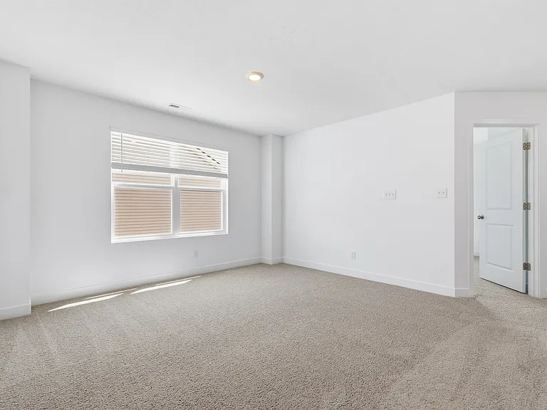 3926 Quinn Rd — Photo 36