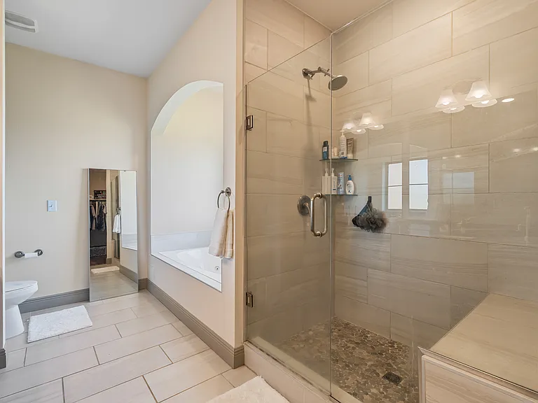 9219 Ra Young Jr Dr — Photo 16