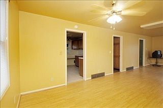 5th image of 374 Taylor Ave