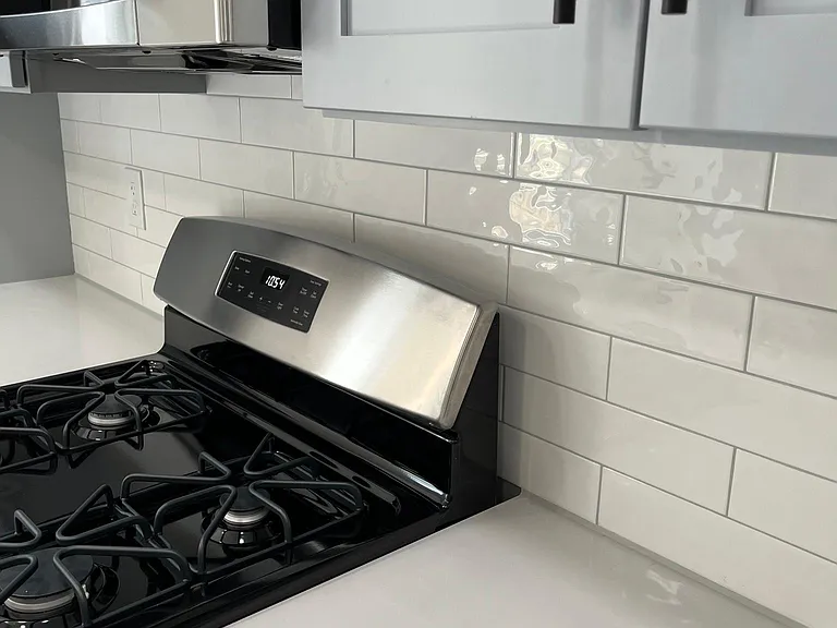 331 E Eagle St #1 — Photo 4