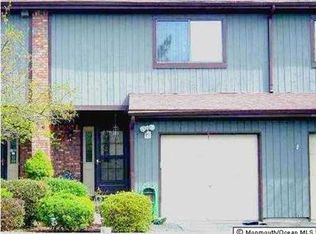 74 Letts Ct, Matawan, NJ 07747