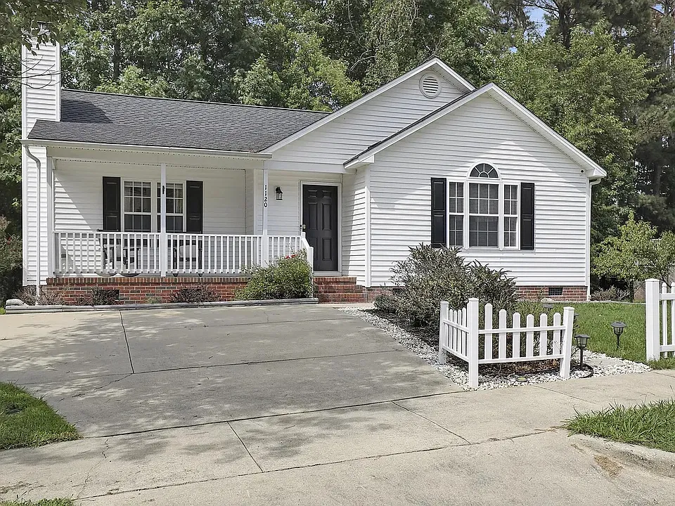 1120 Curtiss Dr