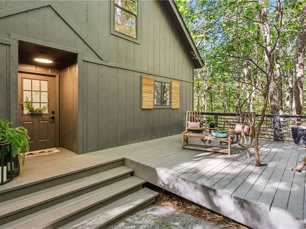 40 Trout Lily Trl, Big Canoe, GA 30143