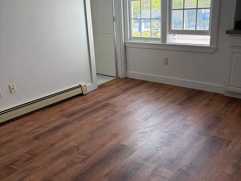 85 N Main St — Photo 4