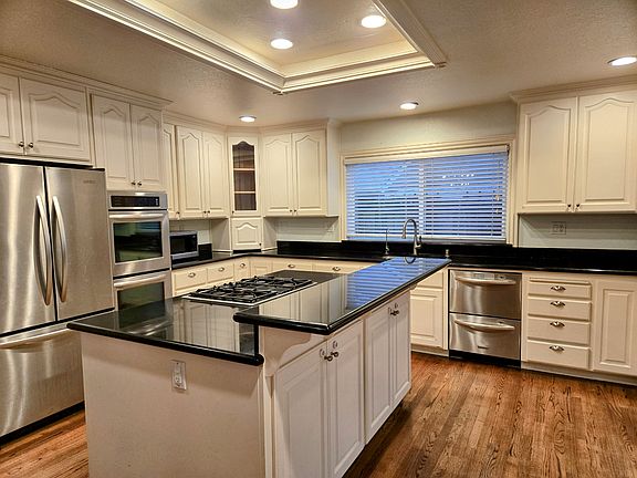 2nd image of 2065 Jonesport Ave