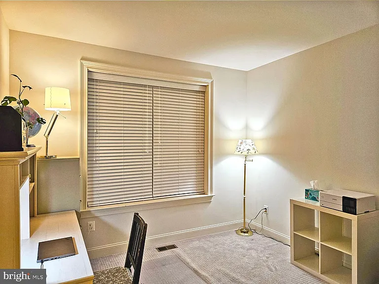 3332 Burton Dr — Photo 20