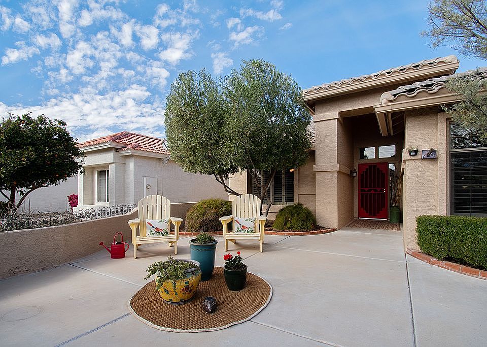 1st image of 8908 E Emerald Dr