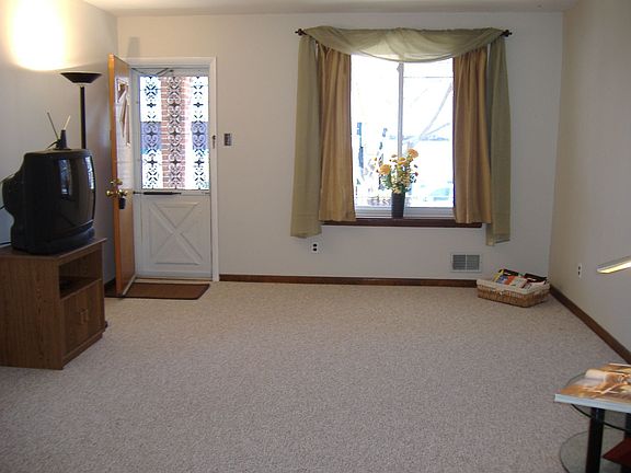 Large Family/Living Room