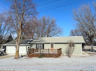 306 E Southwind Dr, Schaller, IA 51053