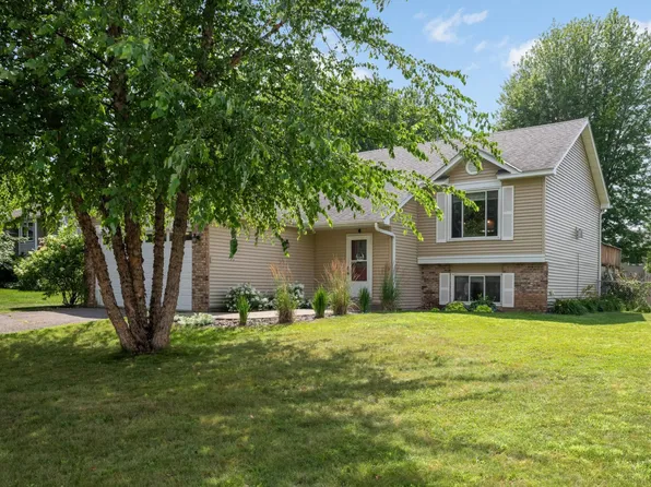 4089 Pennsylvania Ave, Eagan, MN 55123