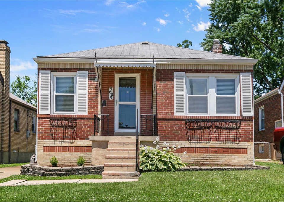 1st image of 7057 Plainview Ave