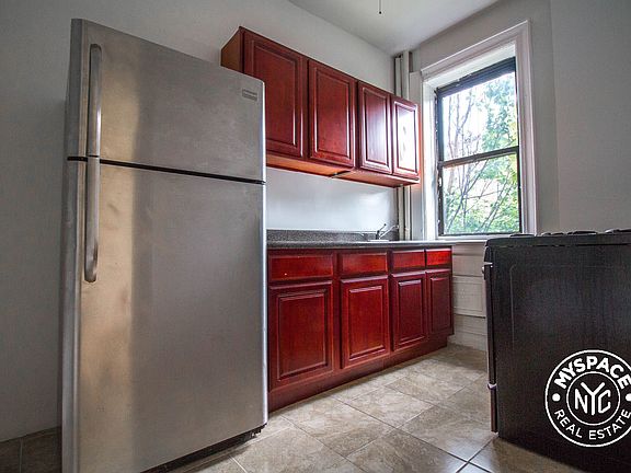 2nd image of 1400 Dean St APT I
