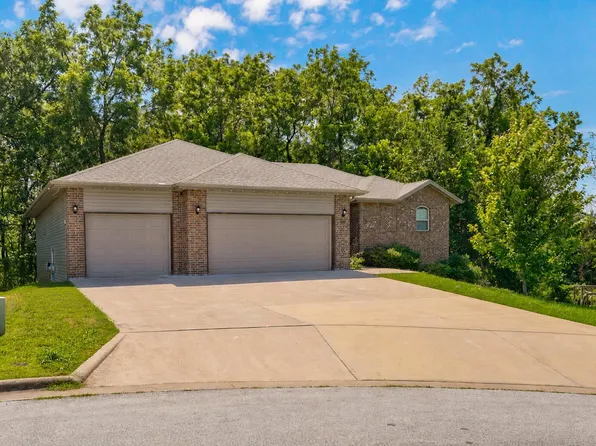 3031 N Albertha Avenue, Springfield, MO 65803