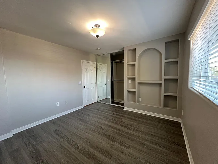 1820A Titus St — Photo 19