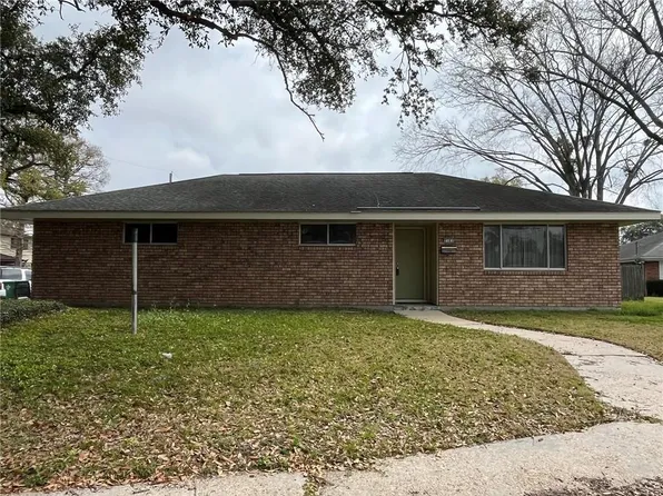 2101 Bonnie Ann Dr, Marrero, LA 70072