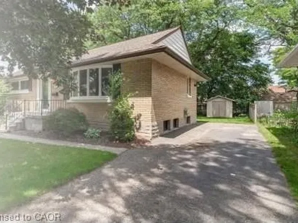 40 Donald St, Kitchener, ON N2B 3G5