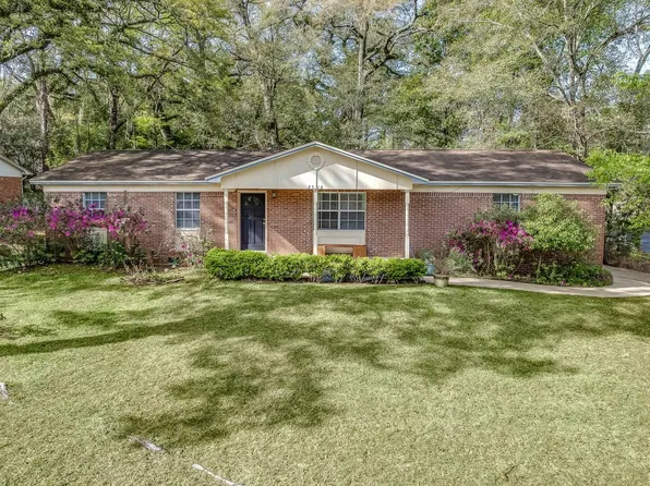 2516 Colleen Dr, Tallahassee, FL 32303